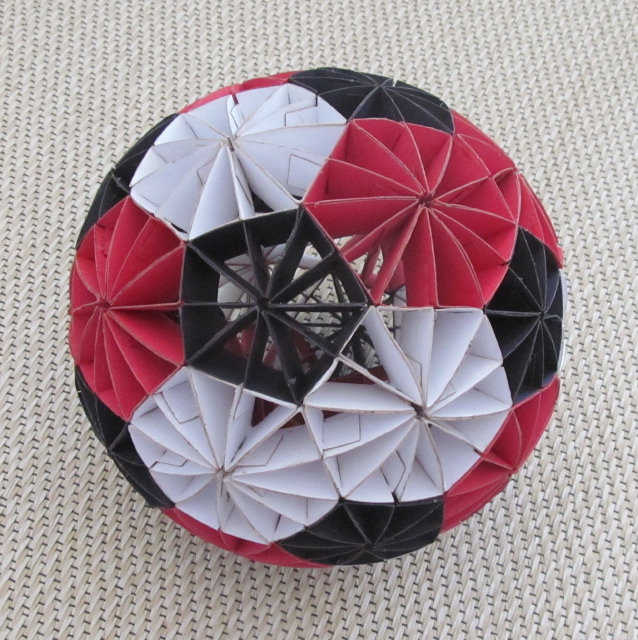 truncicosahedronsoccer.jpg